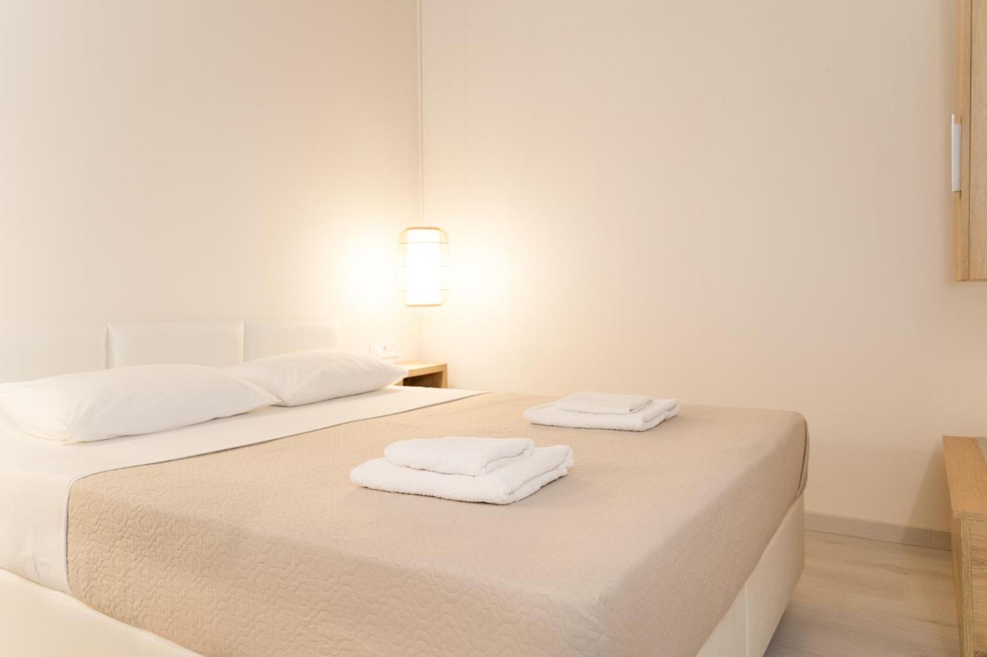 Mystery Suites And Apartments Néoi Póroi Eksteriør billede