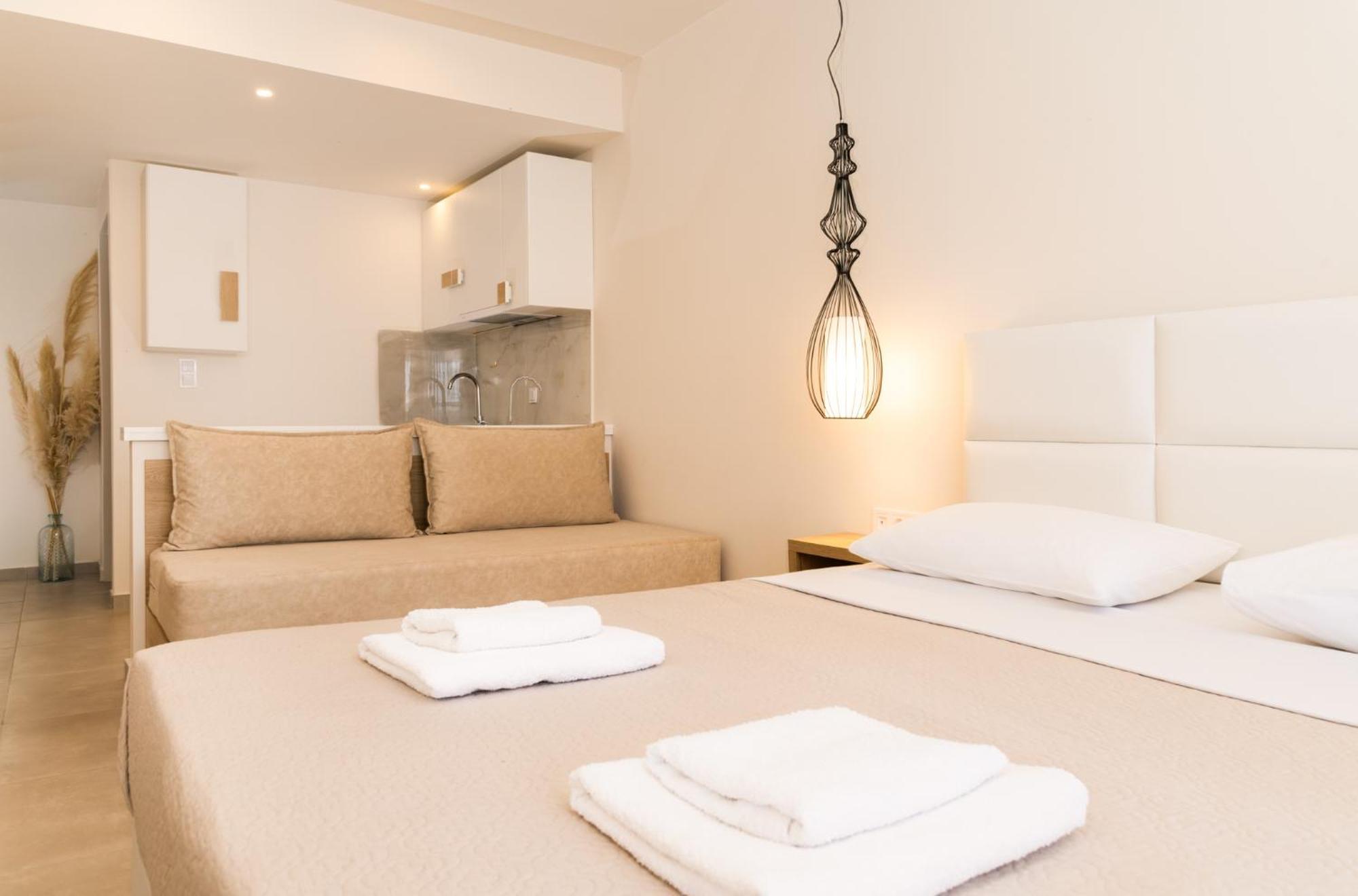 Mystery Suites And Apartments Néoi Póroi Eksteriør billede