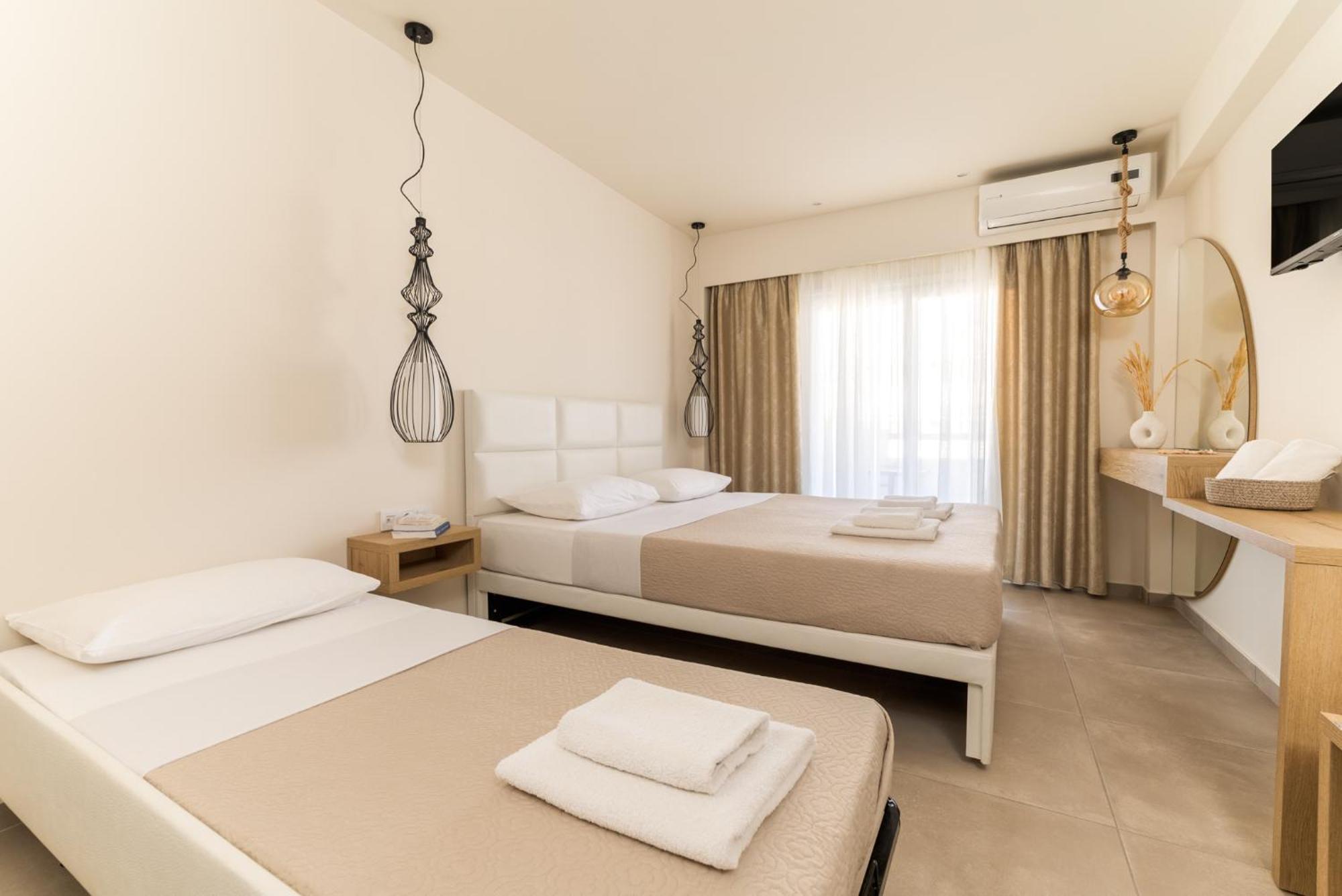 Mystery Suites And Apartments Néoi Póroi Eksteriør billede